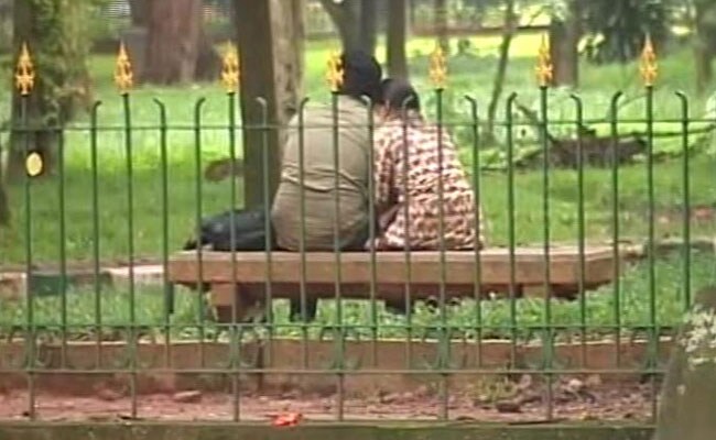 Cubbon Park Sex Porn - In Bengaluru's Cubbon Park, 120 CCTV Cameras To Watch Criminals, And Lovers