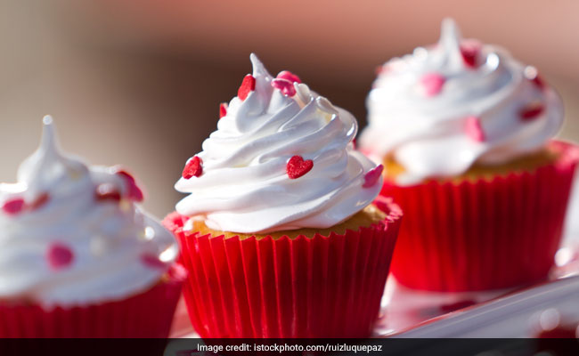 Eggless Red Velvet Cupcakes