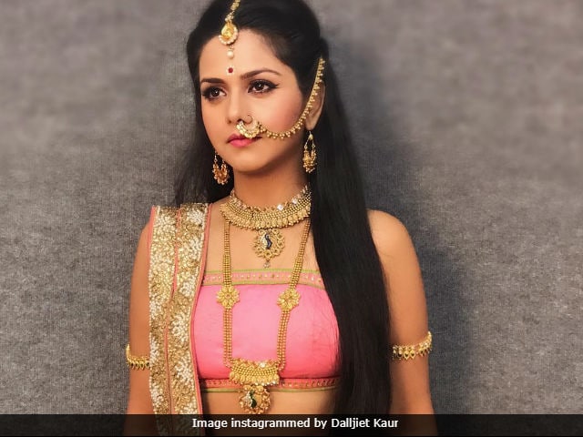 Here's Why TV Actress Dalljiet Kaur Is Trending