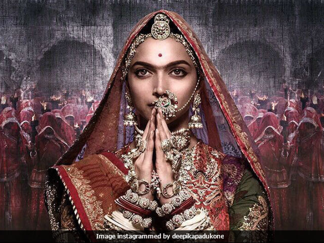 <i>Padmavati</i> First Posters Are Deepika Padukone's Navratri Gift To You
