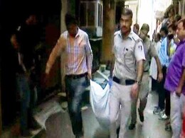 दिल्ली में पत्नी समेत दो महिलाओं की हत्या के आरोपी ने फांसी लगाकर दी जान दिल्ली में पत्नी समेत दो महिलाओं की हत्या के आरोपी ने फांसी लगाकर दी जान