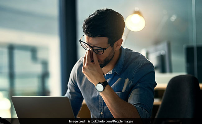 A 9-5 Desk Job Is Not Healthy; Here Are Changes You Can Make For Better Health