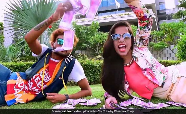 Dhinchak Pooja Asks Her Bapu For Thoda Cash In New Song. It's Trending