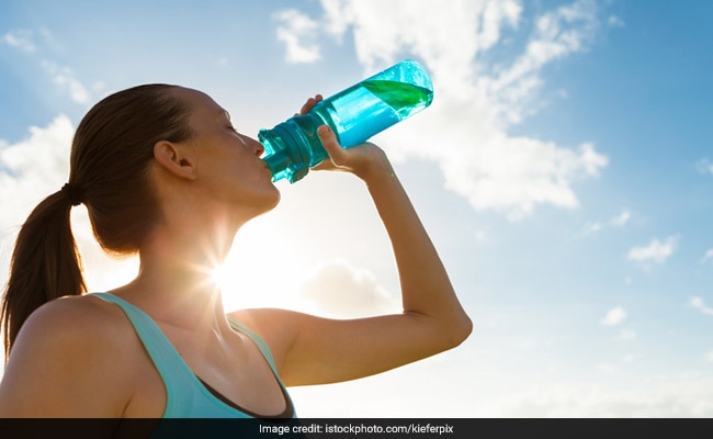 Water: From Preventing Joint Problems To Keeping Obesity Away, Why Being Hydrated Is Important