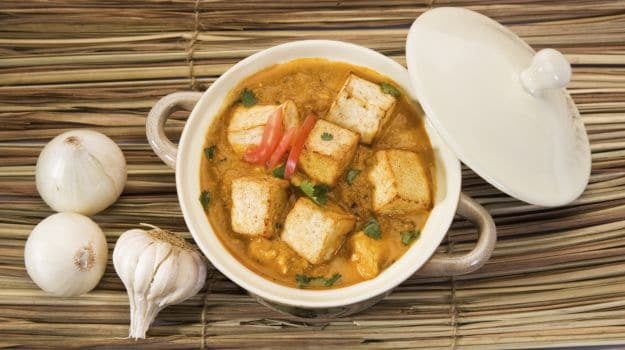 dum paneer