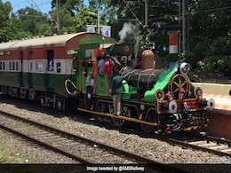 On Heritage Run, World's Oldest Locomotive Draws Huge Crowds On Heritage Run, World's Oldest Locomotive Draws Huge Crowds