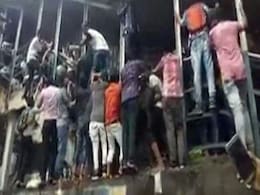 Stampede Victim's Jewellery Thieves In Mumbai Police's Sights Stampede Victim's Jewellery Thieves In Mumbai Police's Sights