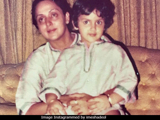 Here Are Esha Deol And Hema Malini From 1984