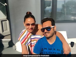 Pregnant Esha Deol Is 'Making The Most Of The Weekend' With Husband Bharat Takhtani Pregnant Esha Deol Is 'Making The Most Of The Weekend' With Husband Bharat Takhtani
