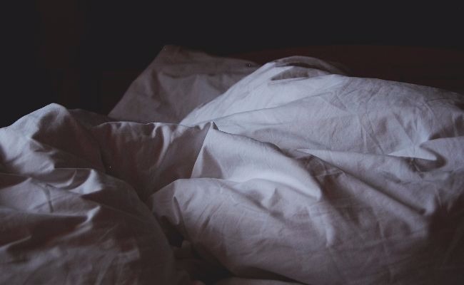 6 Myths About First Time Sex - Busted!