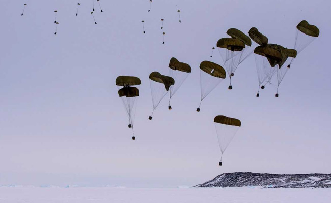 First-Ever Mid-Air Refuel Ensures Supplies To Antarctic Research Station