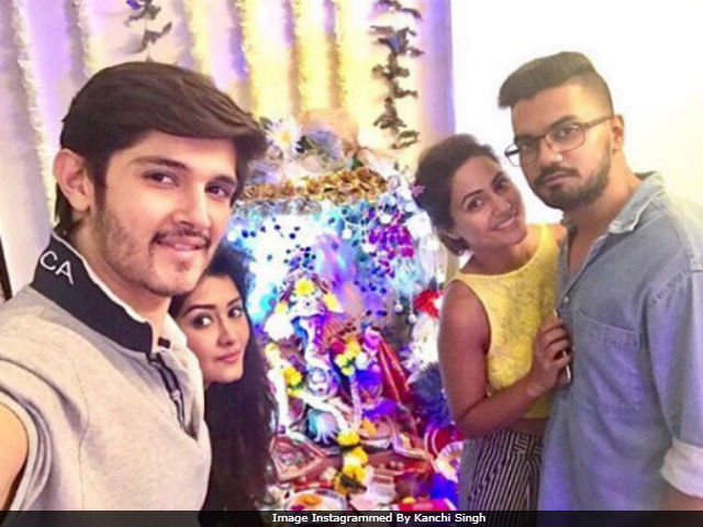 Ganesh Chaturthi 2017: Inside Hina Khan And Rohan Mehra's Ganpati Celebrations
