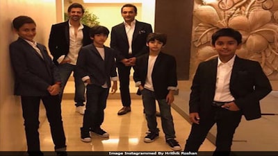 Hrithik Roshan Posts A 'Perfect Pic' With Sons But They Aren't 'Amused' Hrithik Roshan Posts A 'Perfect Pic' With Sons But They Aren't 'Amused'