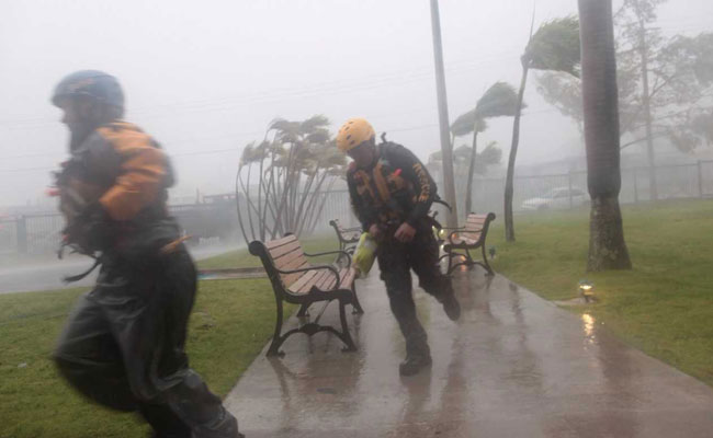 इरमा तूफान में 10 की जान गई, हजारों लोग बेघर, फ्लोरिडा के लिए खतरा बढ़ा