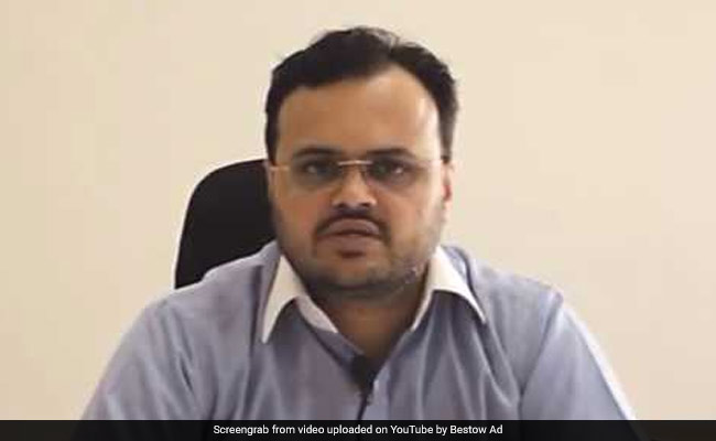 IAS Officer Apologises To High Court Judge For WhatsApp Message