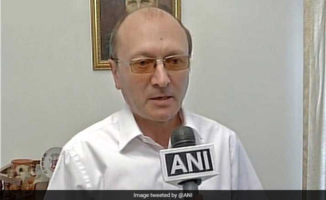 Ukraine Envoy's Phone, Stolen While Taking Selfie At Red Fort, Recovered