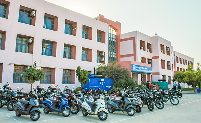 IIM Rohtak PGP Admission Registers 300% Increase In Female Students