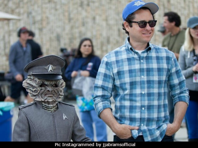 Why J J Abrams Is A 'Safe' Pick To Direct <I>Star Wars: Episode IX</i>