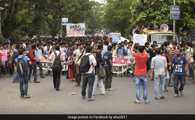 Jadavpur University Students March To Bikash Bhavan Over 'Students' Councils' Decision