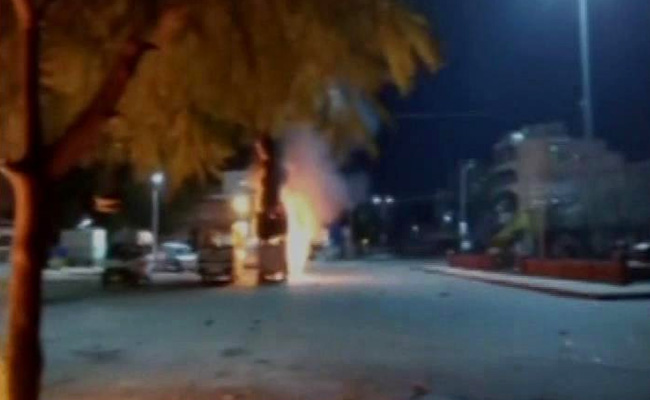 जयपुर में पुलिस और प्रदर्शनकारियों में खूनी झड़प, फायरिंग में एक शख्स की मौत, कुछ इलाकों में कर्फ्यू