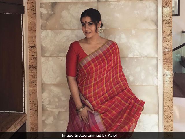 Durga Puja 2017: Kajol Welcomes The Goddess With A Pic From Last Year's Festivities