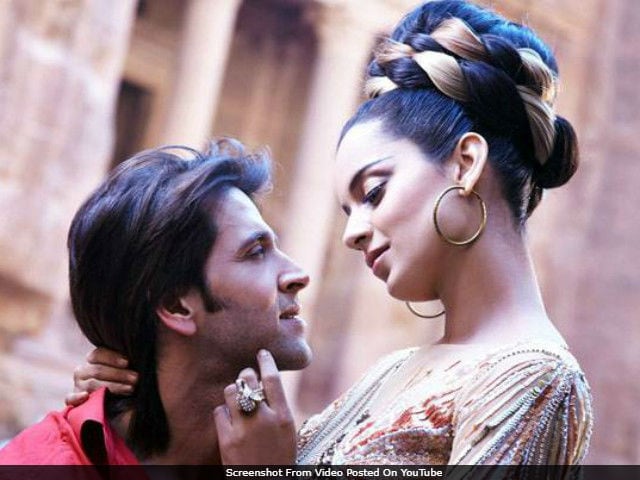 Kangana Ranaut Never Asked For Help With Hrithik Roshan, Says Women's Panel