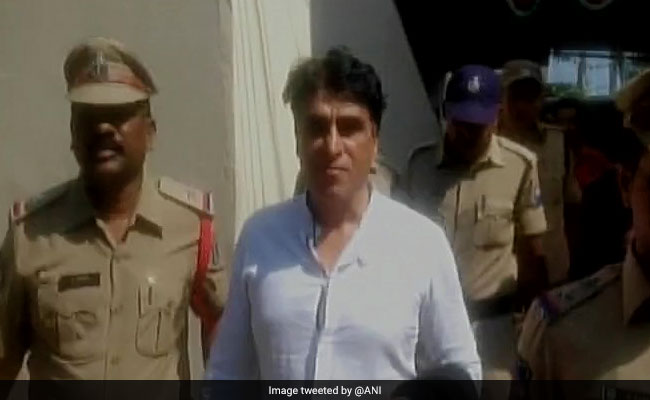 करीम मोरानी का कोरोना टेस्ट दूसरी बार भी आया पॉजिटिव, दोनों बेटियां अस्पताल से हो चुकी हैं डिस्चार्ज