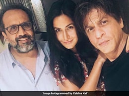 Katrina Kaif Posts Pic With Shah Rukh Khan From Day 1 On Set Katrina Kaif Posts Pic With Shah Rukh Khan From Day 1 On Set
