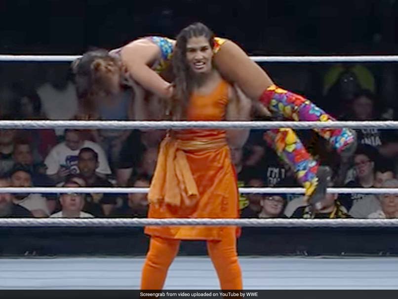 Kavita Devi Fights In WWE Event Wearing Salwar-Kameez, Twitter Goes Bananas