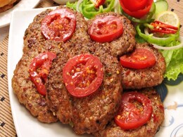 History of Tunday Kebabs: How a One-Armed Chef Gave India One of its Most Loved Kebabs History of Tunday Kebabs: How a One-Armed Chef Gave India One of its Most Loved Kebabs