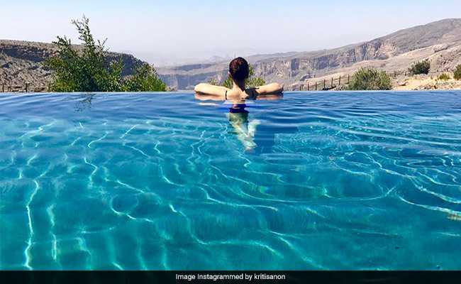 ??? ??? '????? ?? ?????' ?? Swimming pool ??? ??? ??? ???????? ?? ??? ??? ???? ????