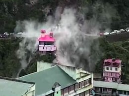 VIDEO: चंडीगढ़-शिमला नेशनल हाईवे पर भूस्खलन, मलबे में फंसे कई वाहन  VIDEO: चंडीगढ़-शिमला नेशनल हाईवे पर भूस्खलन, मलबे में फंसे कई वाहन