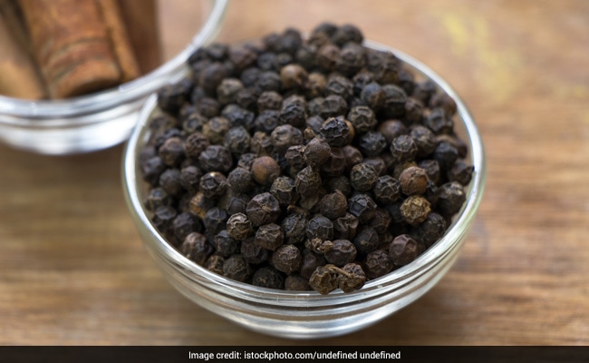 Here’s How Black Pepper Will Help You Lose Weight