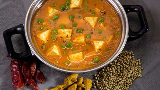 Matar paneer 