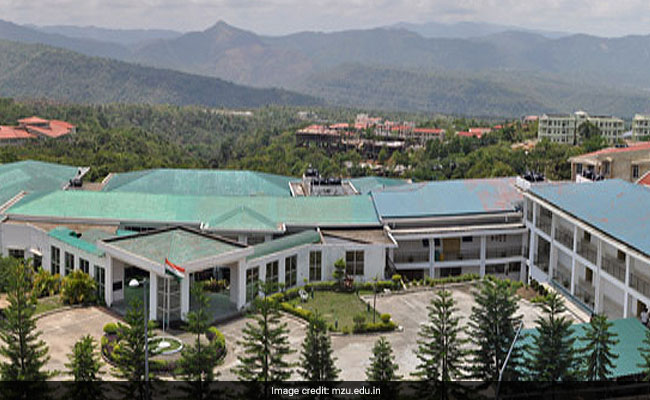 Student's Strike In Mizoram University Enters Second Day