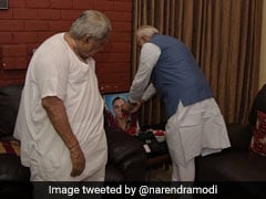 PM Modi Visits Keshubhai Patel's Home To Condole His Son's Death