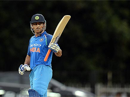 Mahendra Singh Dhoni Shows How Fast He Is Between The Wickets