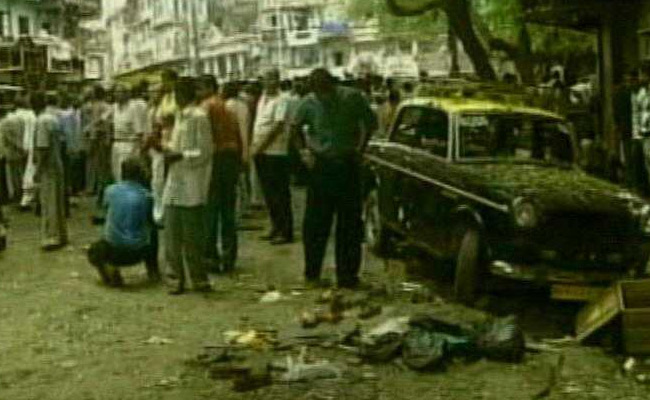 मुंबई बम ब्लास्ट केस में दोषी ताहिर मर्चेंट की फांसी पर सुप्रीम कोर्ट ने लगाई रोक