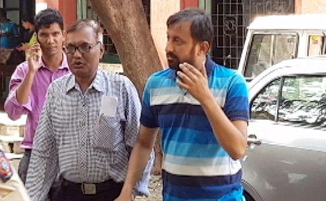 अपने अचूक प्रबंधन के लिए मशहूर डब्बेवालों को लगाया चूना, पुलिस ने 2 भाइयों को किया गिरफ्तार