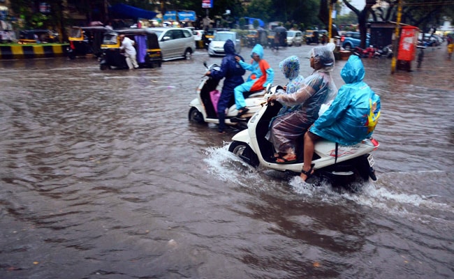 Mumbai Rains: Few Flights Cancelled, Local Trains Running Slow, Weather Better