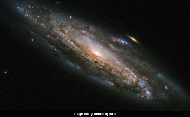 नासा ने इंस्‍टाग्राम पर शेयर की एक आकाशगंगा की अद्भुत तस्‍वीर