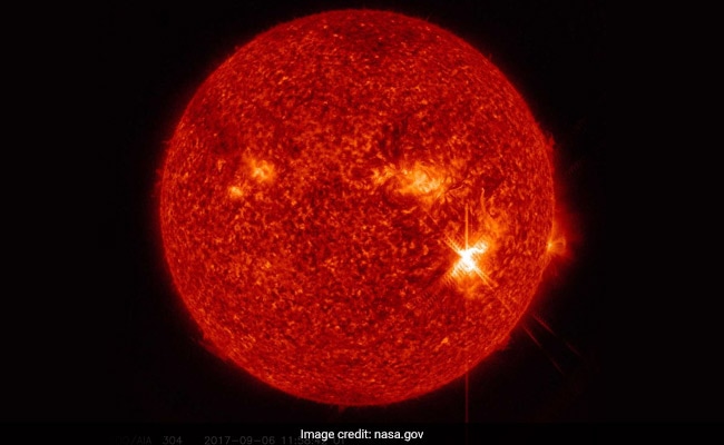 Ein geomagnetischer Sturm trifft heute die Erde, nachdem die Sicherung von der Sonne explodiert ist