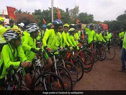 Nashik Cyclists Eye 'Longest Single Line Of Moving Bicycles' World Record Nashik Cyclists Eye 'Longest Single Line Of Moving Bicycles' World Record