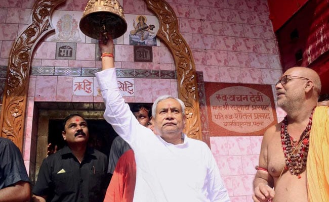 Nitish Kumar Performs Puja At Temples, Prays For Bihar's Peace