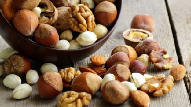 5 Best Nuts To Consume While On A Weight Loss Journey