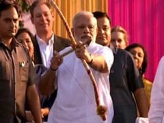 Bow Fails, PM Modi Throws Arrow At Ravana With A Smile. Watch