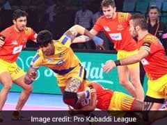 Pro Kabaddi League: Tamil Thalaivas Edge Gujarat Fortunegiants 35-34