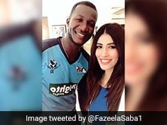 Pakistani Anchor Posts Picture With Darren Sammy, Twitter Goes Bonkers
