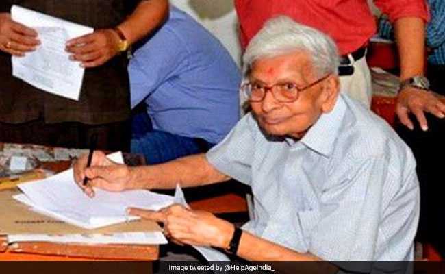 98-Year-Old Man Clears Masters Exam In Economics In Bihar