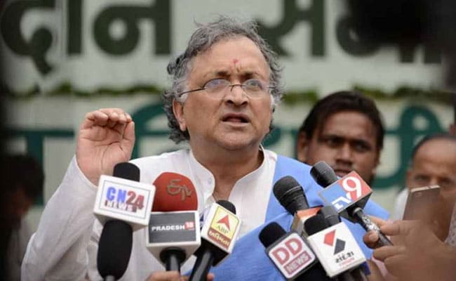 BJP Notice To Ram Guha, Who Linked Gauri Lankesh Murder To Sangh Parivar